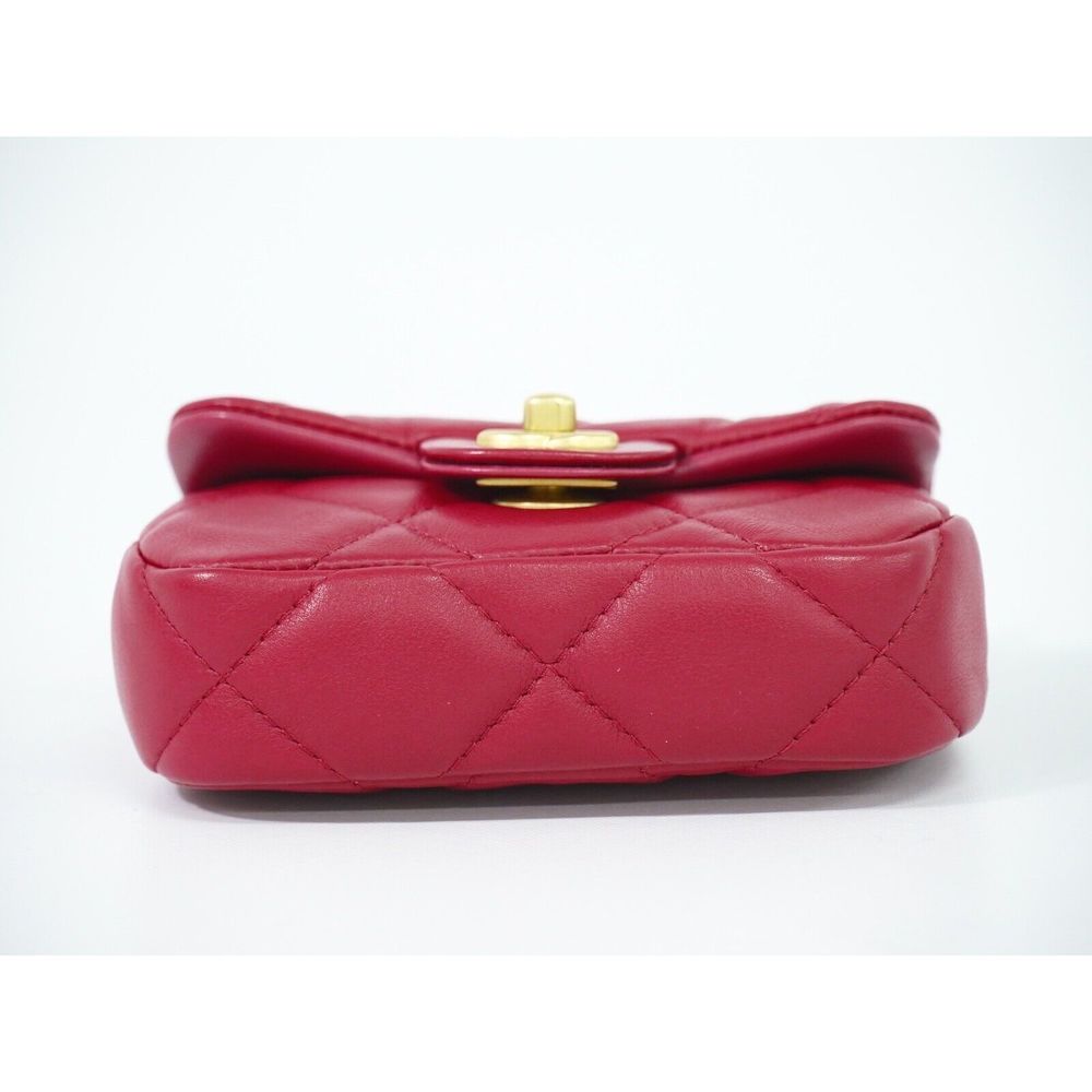 CHANEL Classic Flap Shoulder Bag - Picture 3 of 15